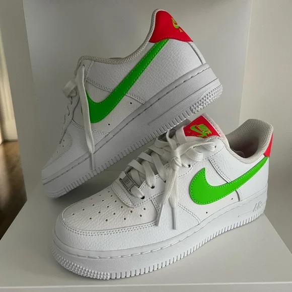Brand new / never worn Nike AF1 Shoes | Brand New Nike Air Force Never Worn And Still In Box  main image 4
